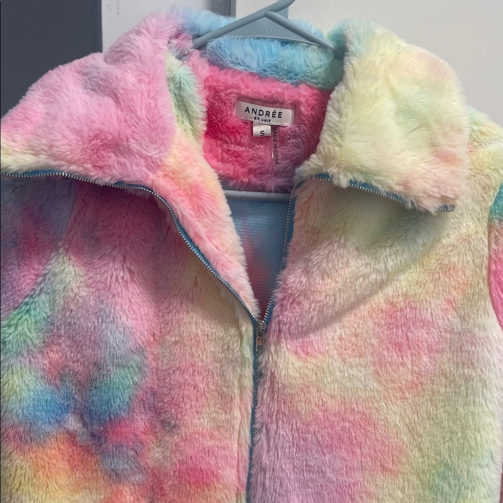ANDREE BY UNIT Woman’s Multicolor Faux Fur Jacket - Picture 4 of 4
